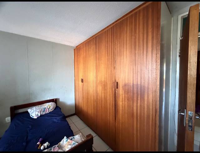 3 BEDROOM APARTMENT FOR SALE IN SUNNYSIDE